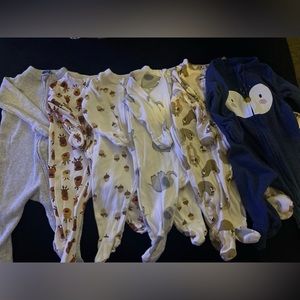 6 0-3month double zip sleepers - Old Navy